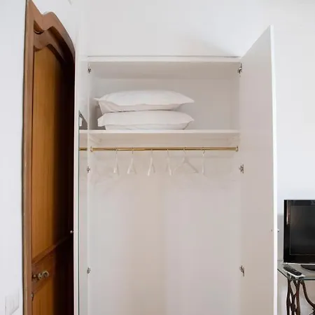 Vesuvio Blu * Naples